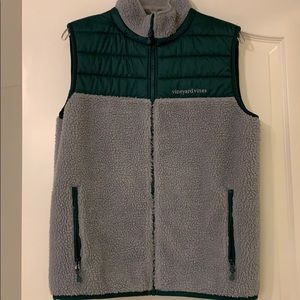 Vineyard Vines Vest (Men’s Small/Women’s Medium)